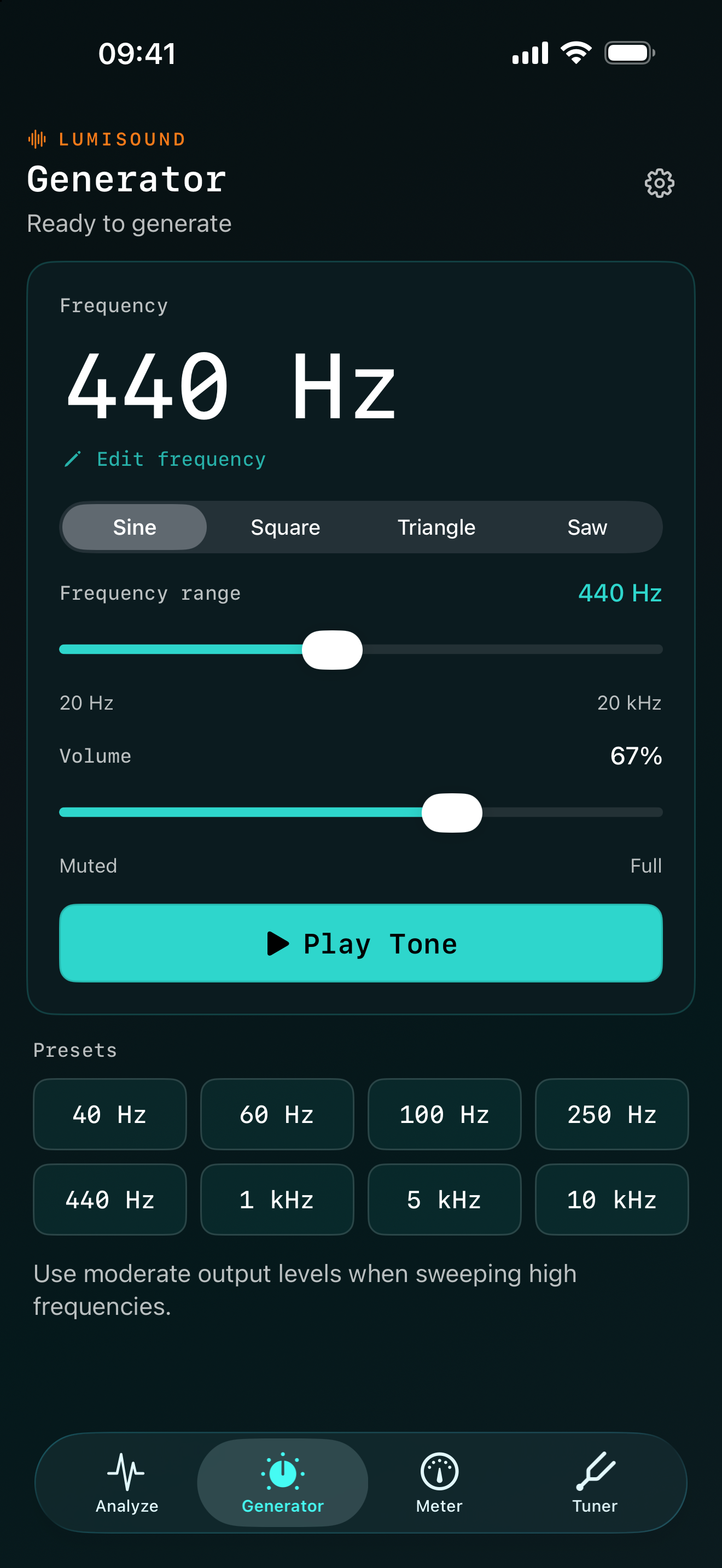 Tone generator set to 440 Hz with waveform selection, volume and frequency presets